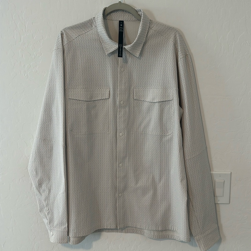 Lululemon Long Sleeve Button-down XL